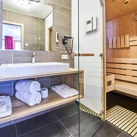 Appartamento Nice In With 2 Bedrooms, Wifi And Outdoor Swimming Pool *